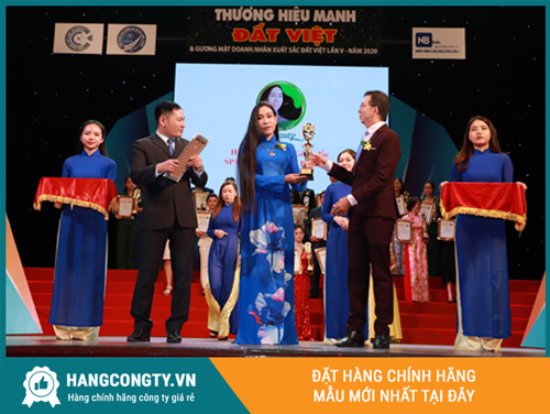 kem face hà kiều anh